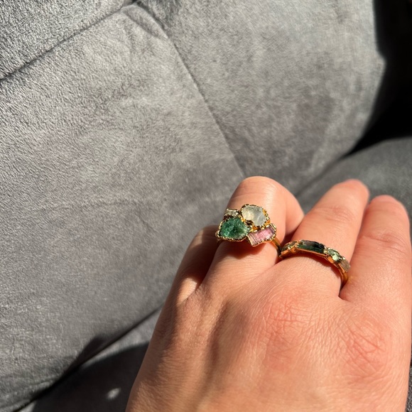 Gold custom raw gemstone ring - Picture 2 of 7